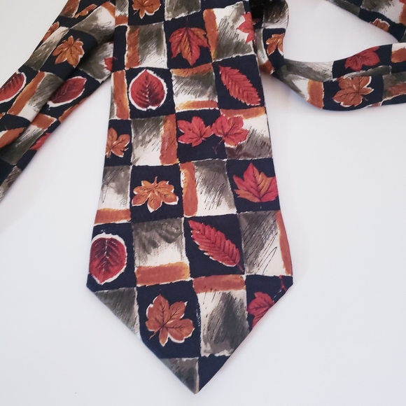 Mens Sazzari Silk Neck Tie Fall Autumn Theme Made in Italy - Picture 3 of 4